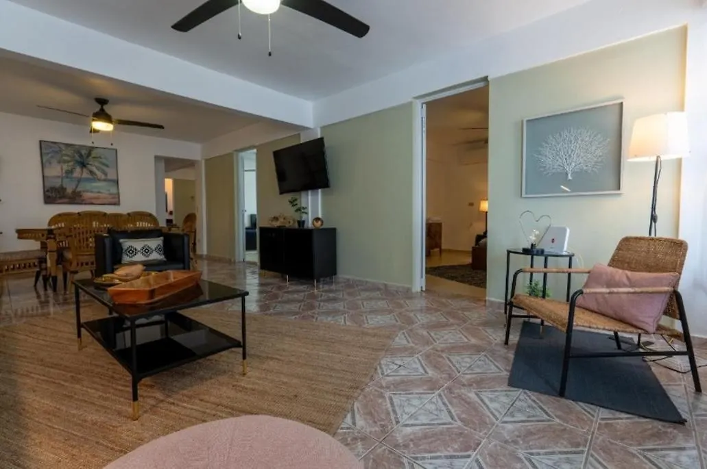 ماناتي El Flamingo Beach Club شقة فندقية