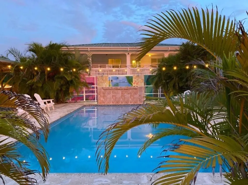 ماناتي El Flamingo Beach Club بورتوريكو